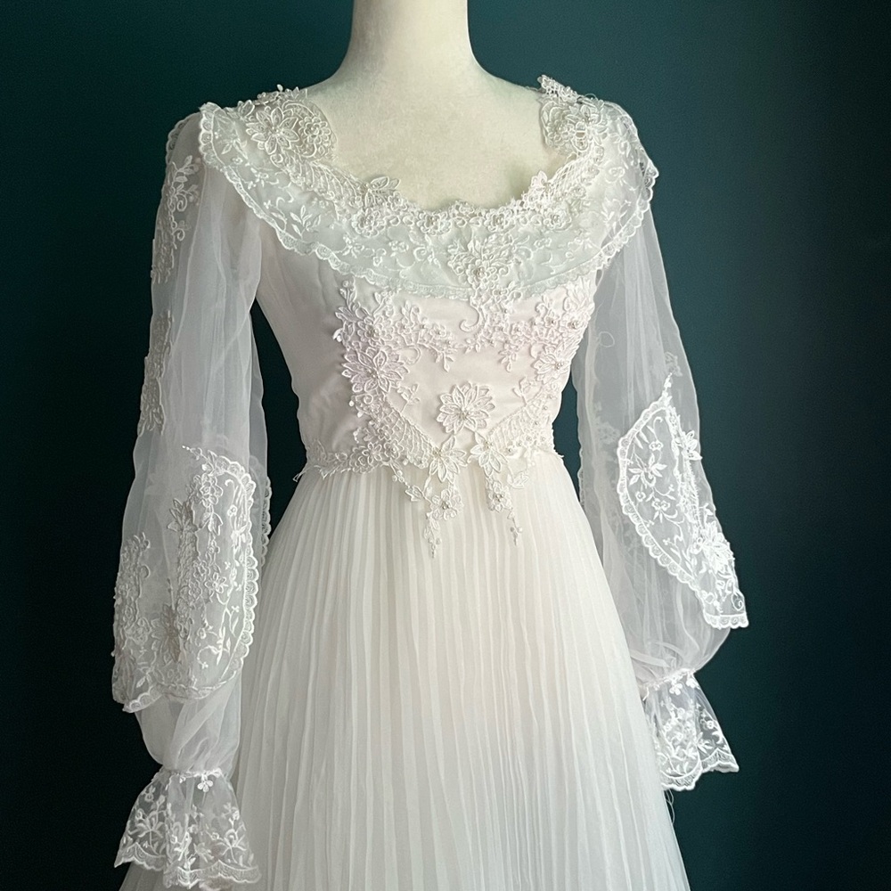 Vintage 1980s Wedding Dress XS